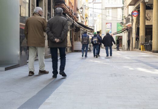O Concello remata os traballos de reforma do pavimento da rúa Torreiro cun novo firme de granito máis duradeiro